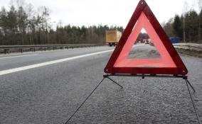 В результате аварии на трассе "Выборг-Светогорск" погиб водитель грузовика