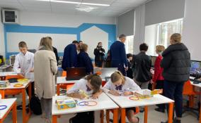 Губернатор Ленобласти осмотрел в Гатчине новый детский технопарк «Кванториум»