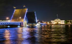 В ночь с 3 на 4 ноября пройдет закрытие сезона «Поющих мостов» в Петербурге