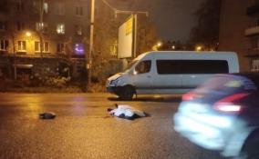 В Буграх водитель микроавтобуса насмерть сбил мужчину