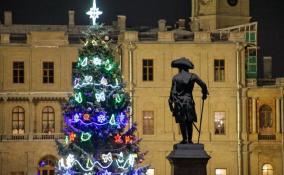 ВЦИОМ: 70% россиян выступили за новогоднее оформление городов на фоне СВО