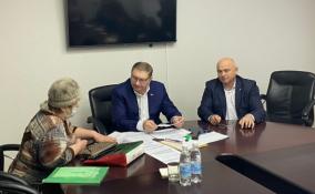 Депутат Сергей Яхнюк провел прием жителей в Кингисеппском районе