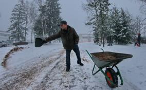 Жителей Ленобласти предупредили о сильном снеге 5 декабря