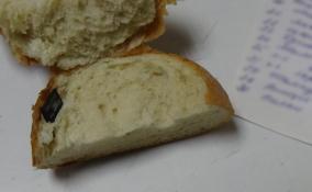 В Ленобласти заключенному пытались передать флеш-карту в хлебе